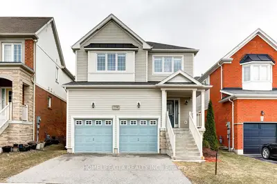 Detached in Oshawa