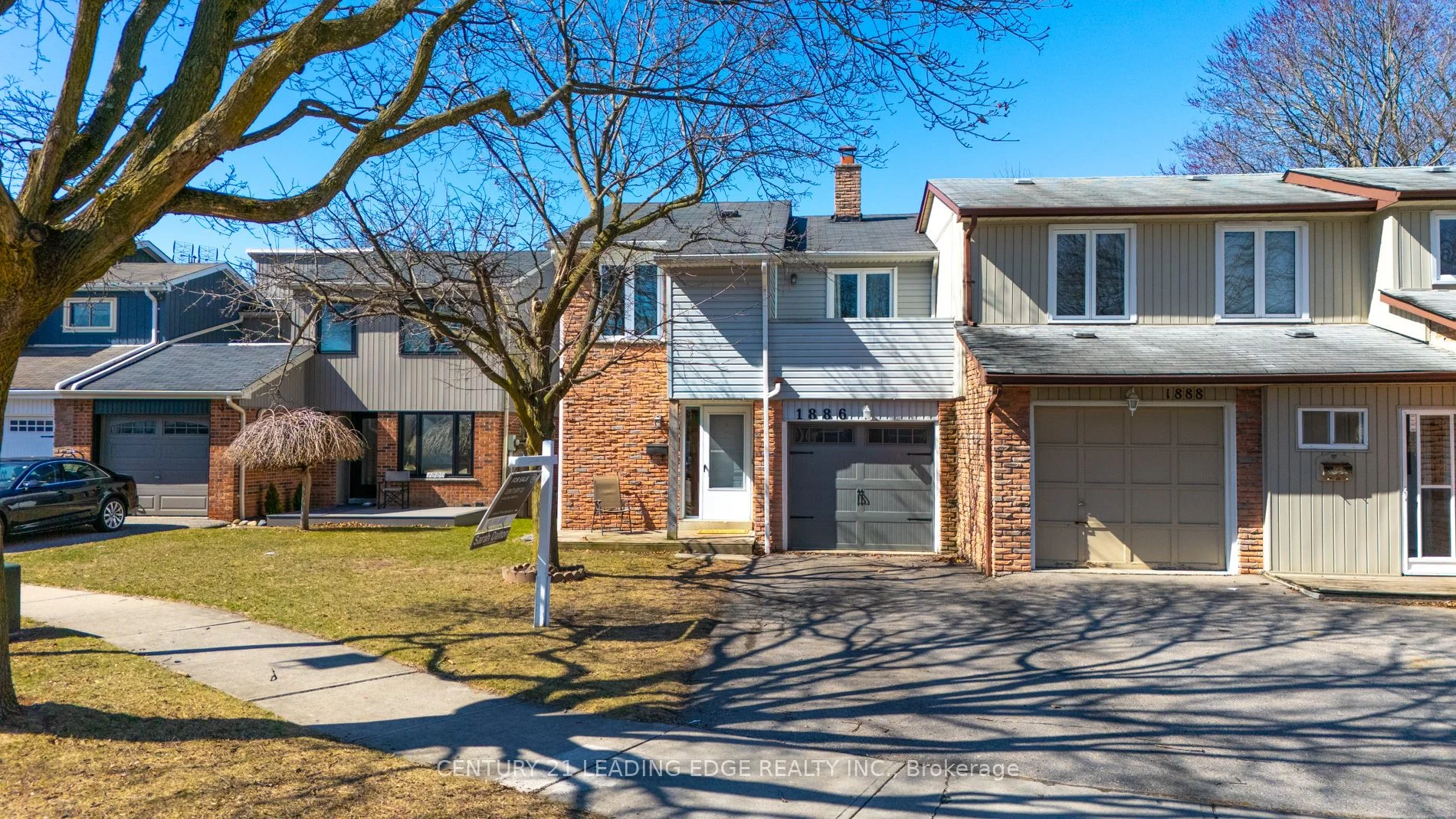 Semi-Detached in Pickering