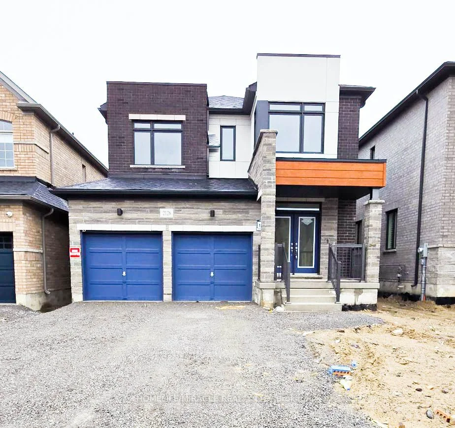 Detached in Oshawa