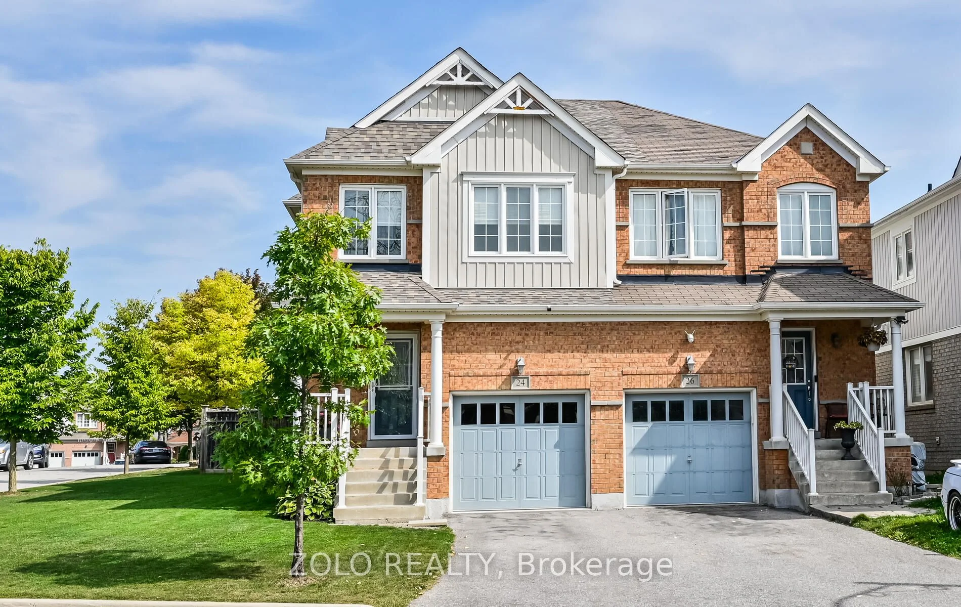 Semi-Detached in Ajax