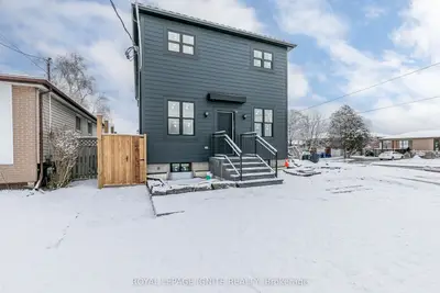 Detached in Pickering