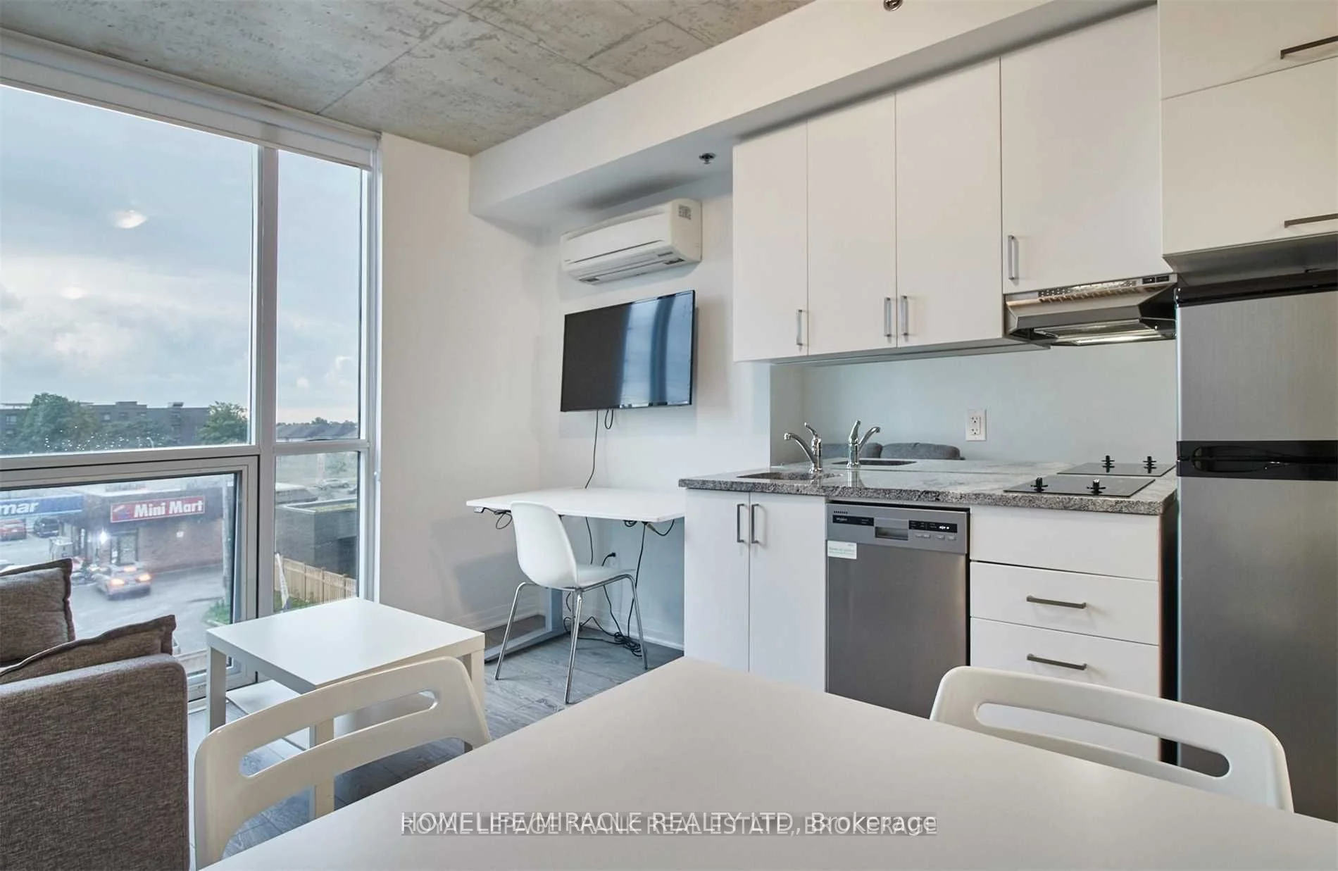1900 Simcoe Street 334, Oshawa, ON L1G 4Y3