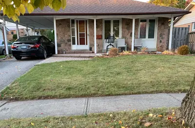 Semi-Detached in Ajax