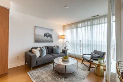 Condo Apartment in Toronto