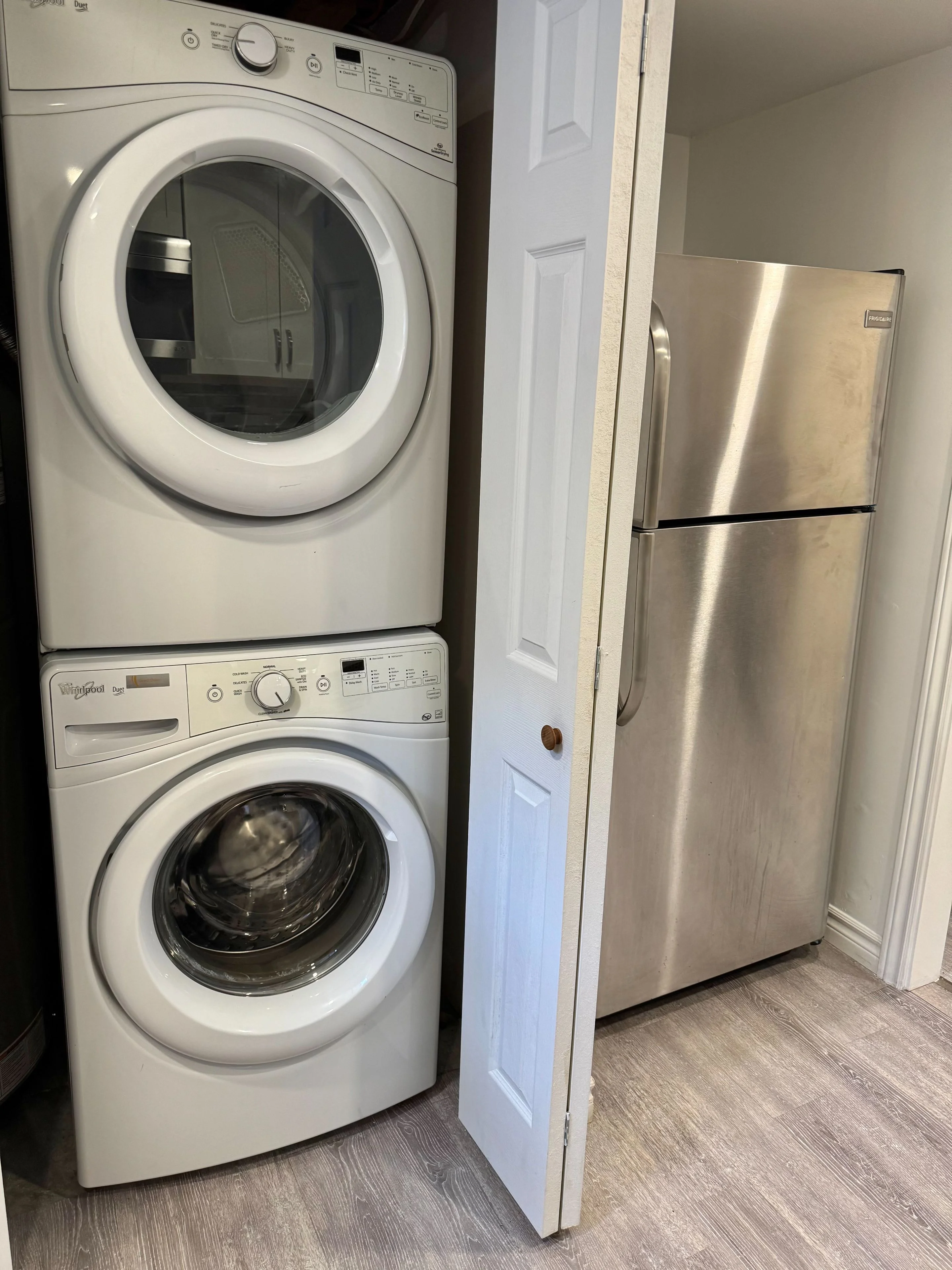 583 Montcalm Avenue Lower, Oshawa, On L1j 2h2