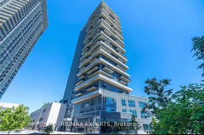 225 Village Green Square 701, Toronto E07, On M1s 0l3