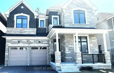 Detached in Pickering