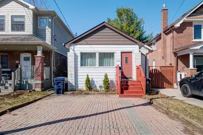 Detached in Toronto