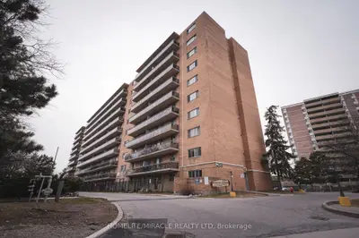 Condo Apartment in Toronto