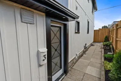477 Montrave Avenue 3, Oshawa, On L1j 4s6
