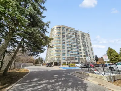 712 Rossland Road E 1111, Whitby, On L1n 9e8