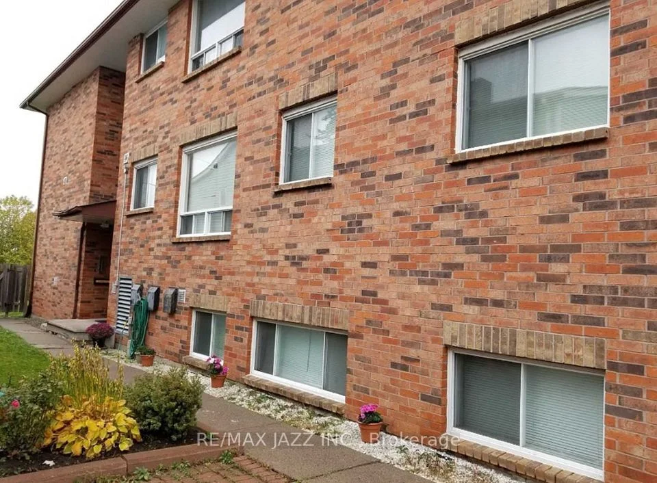 455 Trick Avenue 202, Oshawa, ON L1G 7T7