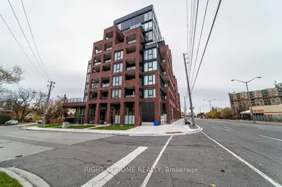 Condo Apartment in Toronto