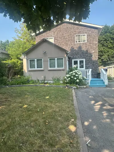 Detached in Oshawa