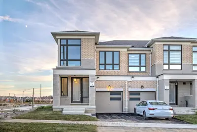 Att/Row/Townhouse in Pickering