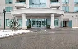 61 Town Centre Court 1807, Toronto E09, On M1p 5c5