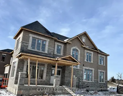 Detached in Whitby