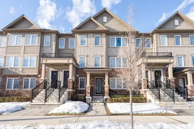 2500 Hill Rise Court 32, Oshawa, On L1l 0j5