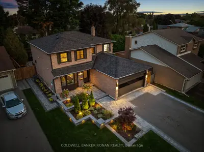Detached in Oshawa