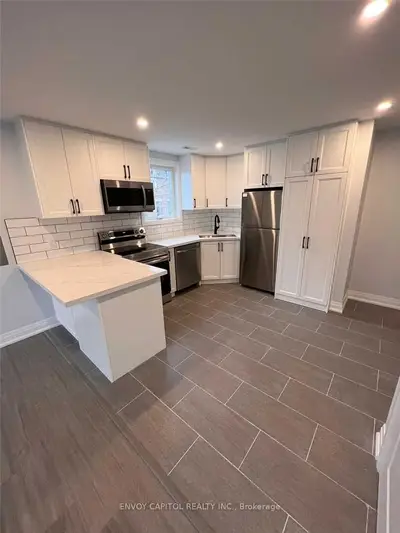 Upper Level in Toronto