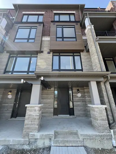 Att/Row/Townhouse in Ajax