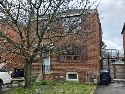 Detached in Toronto