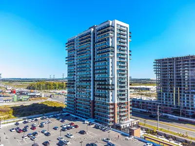 Condo Apartment in Oshawa
