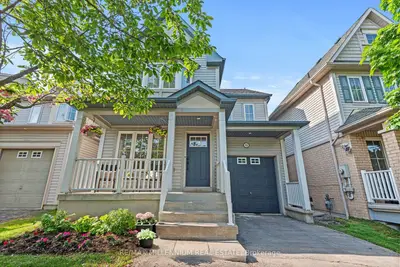 Detached in Oshawa