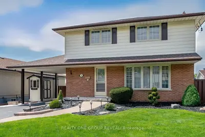 70 Keewatin Street S, Oshawa, On L1h 6z1