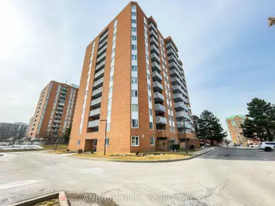 Condo Apartment in Toronto