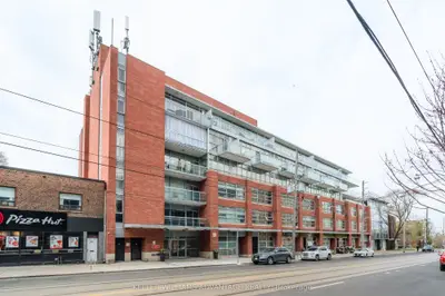 Condo Apartment in Toronto