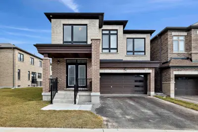 2137 Coppermine Street, Oshawa, On L1l 0t1