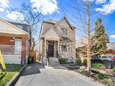 Detached in Toronto