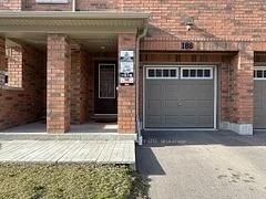Condo Townhouse in Oshawa