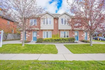 262 Bruce Street 3, Oshawa, On L1h 1r5