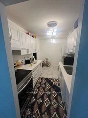 2 Glamorgan Avenue 713, Toronto E04, ON M1P 2M8