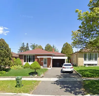 Detached in Toronto