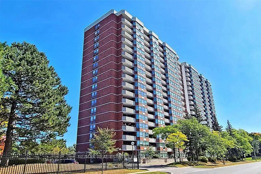 121 Ling Road 715, Toronto E10, ON M1E 4Y2