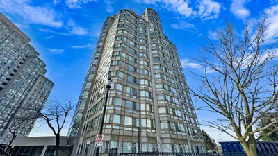 Condo Apartment in Toronto