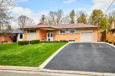 1030 Regent Drive, Oshawa, On L1g 1j7