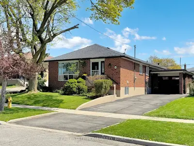 Detached in Toronto