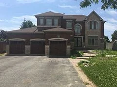 1727 Hadrian Crt Court N, Pickering, ON L1X 2T3