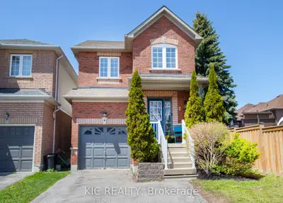 Detached in Clarington