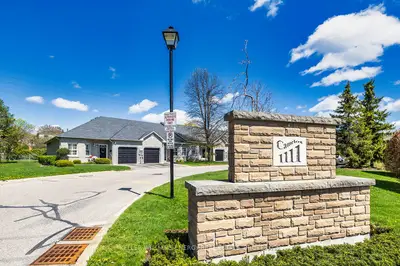 Condo Townhouse in Oshawa