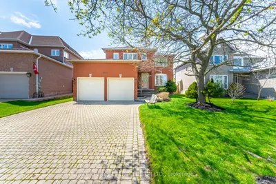 Detached in Pickering