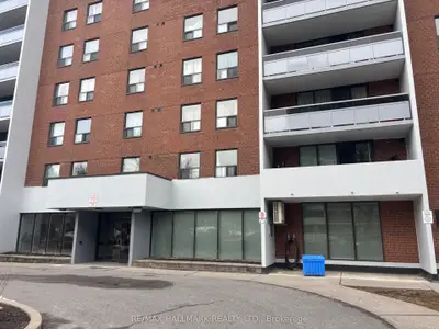 Condo Apartment in Toronto
