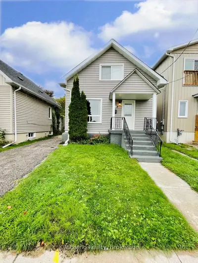310 Nassau Street, Oshawa, On L1j 4a8