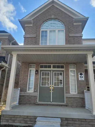 Detached in Oshawa