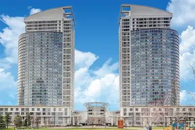 Condo Apartment in Toronto