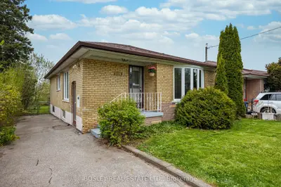 Detached in Toronto